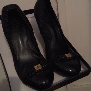 Tory Burch closed toed heels
